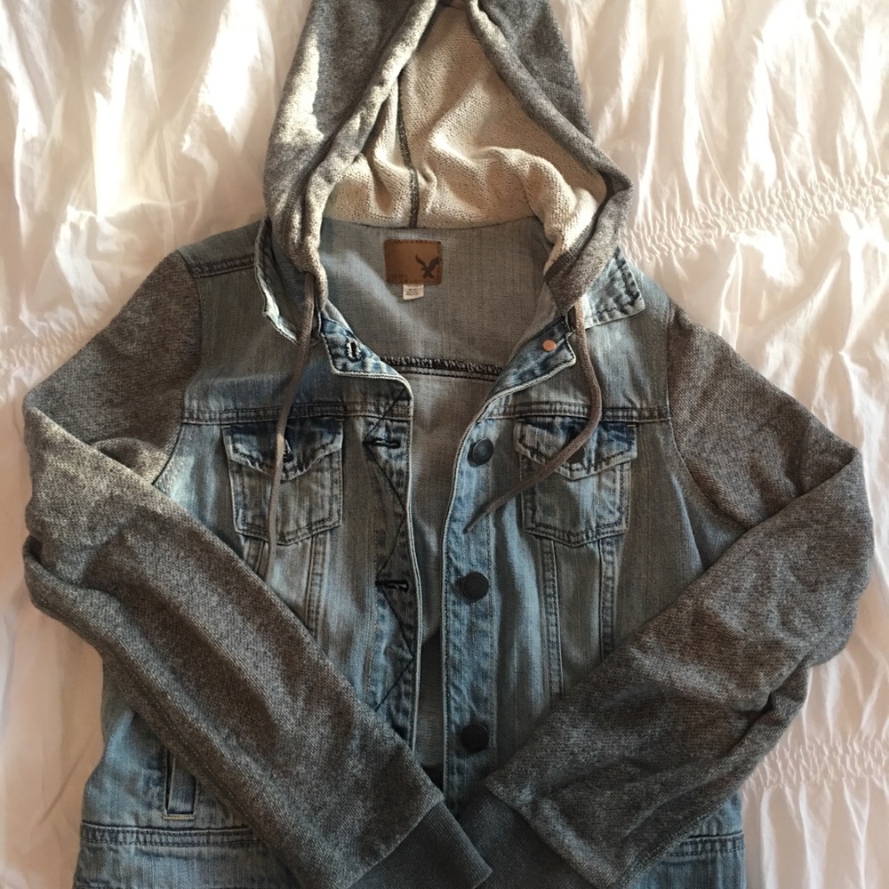 AMERICAN EAGLE DENIM HOODED SWEATSHIRT JACKET